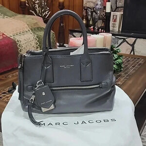 Marc Jacobs Crossbody/Shoulder Bag Gray Color